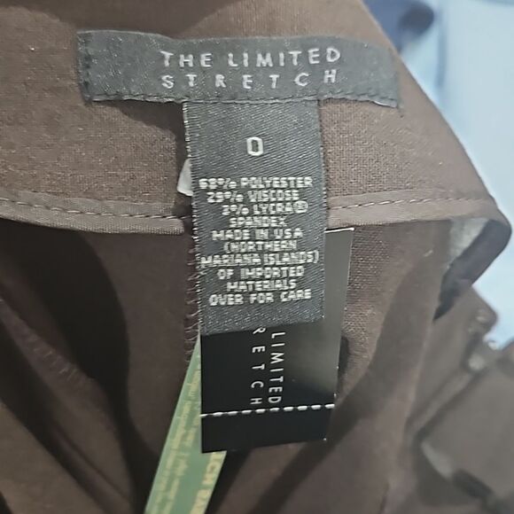 The Limited Skirt - Picture 3 of 3